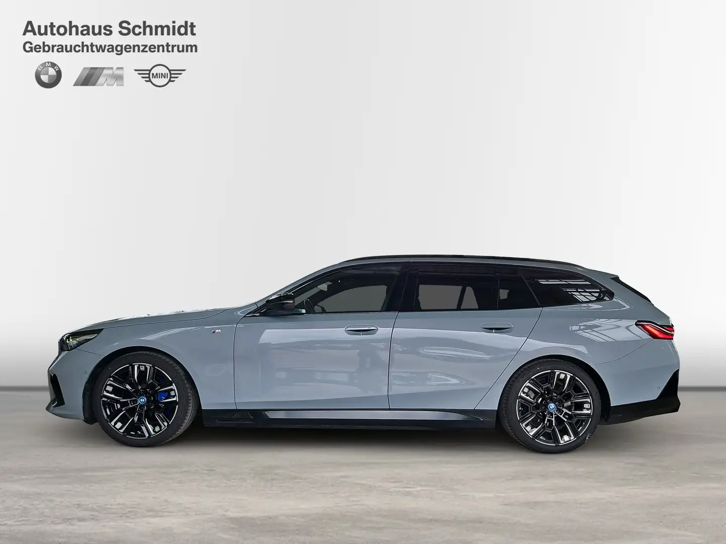BMW i5 M60 xDrive Touring*732€ netto/mtl.*B&W*AHK*SkyLoun Grau - 2