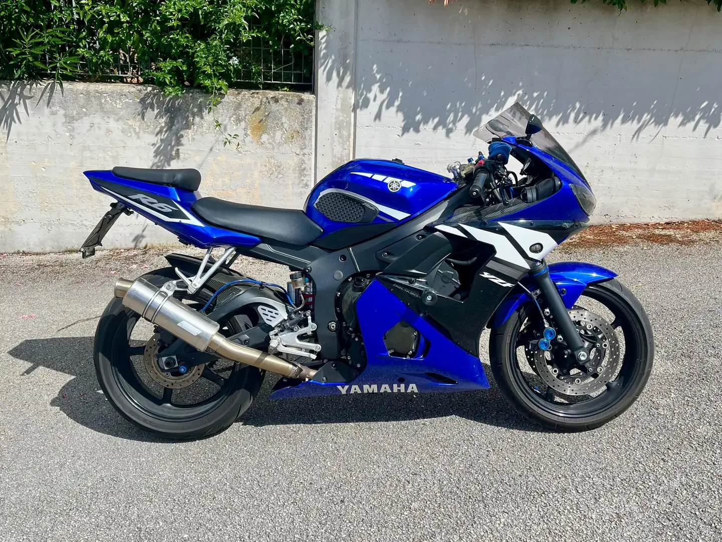 Yamaha YZF-R6 Bleu - 2
