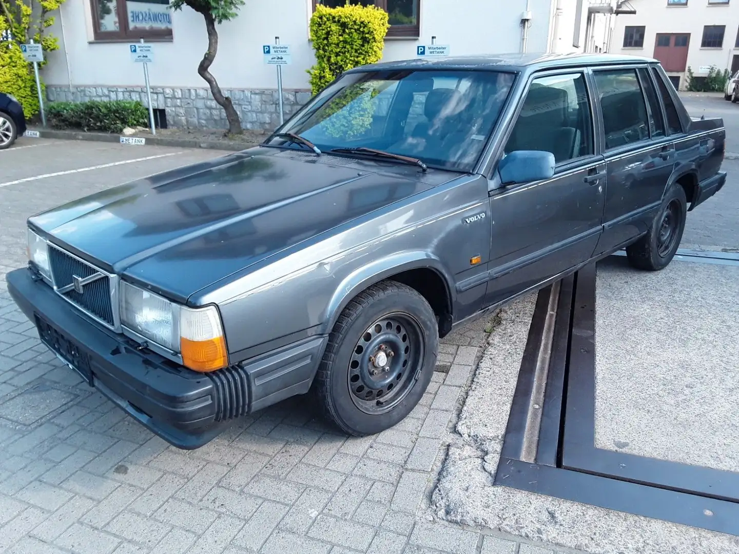Volvo 740 Black - 2
