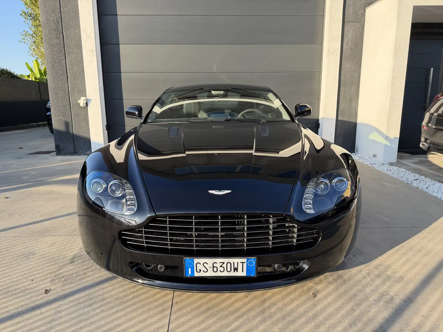Aston Martin Vantage Vantage Coupe 4.7 V8 sportshift TAGLIANDI UFFICIAL Nero - 2