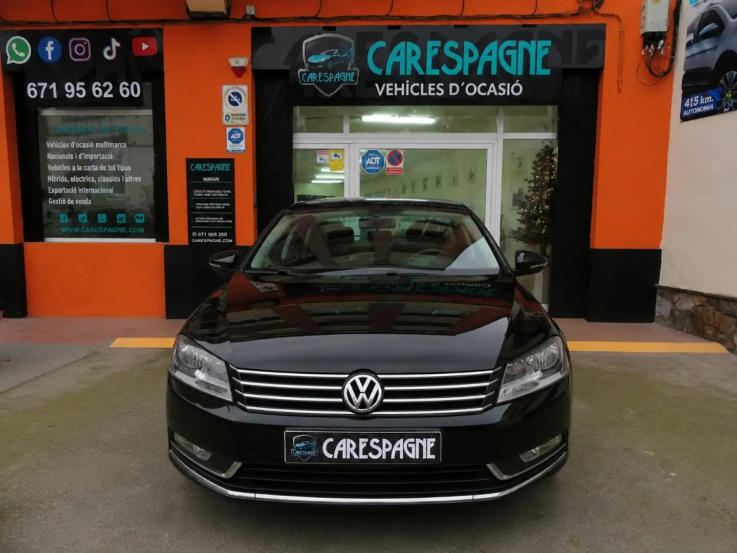 Volkswagen Passat Variant 2.0TDI Edition BMT Negro - 2