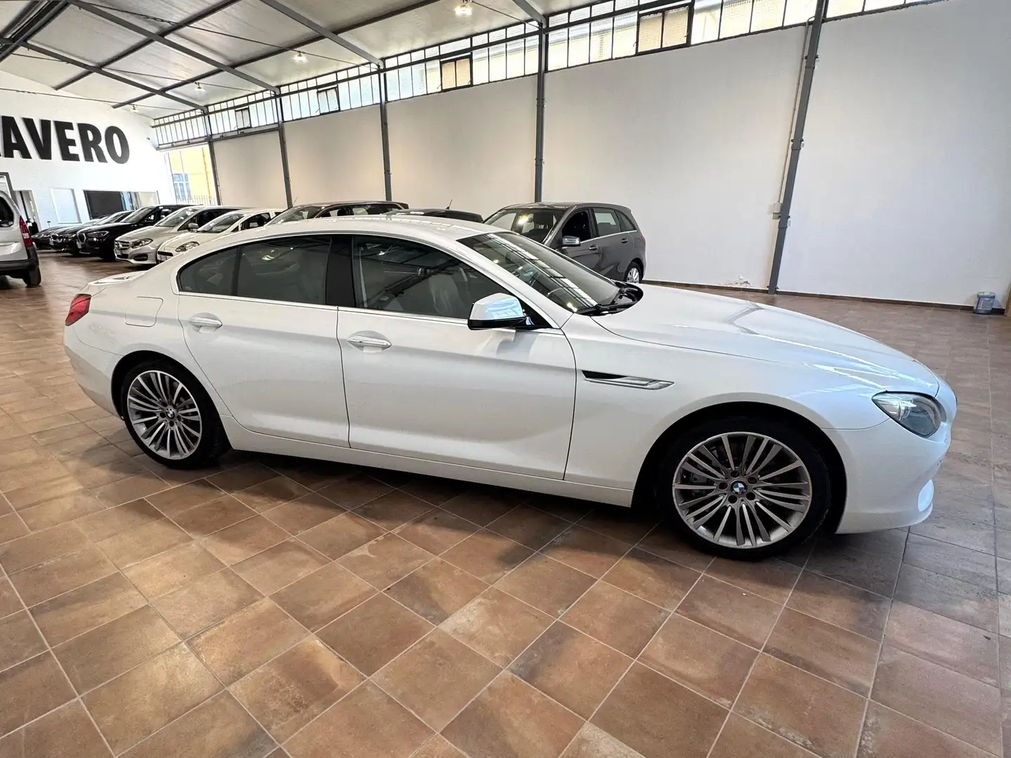 BMW 640 640d XDRIVE GRANCOUPE' Bianco - 2
