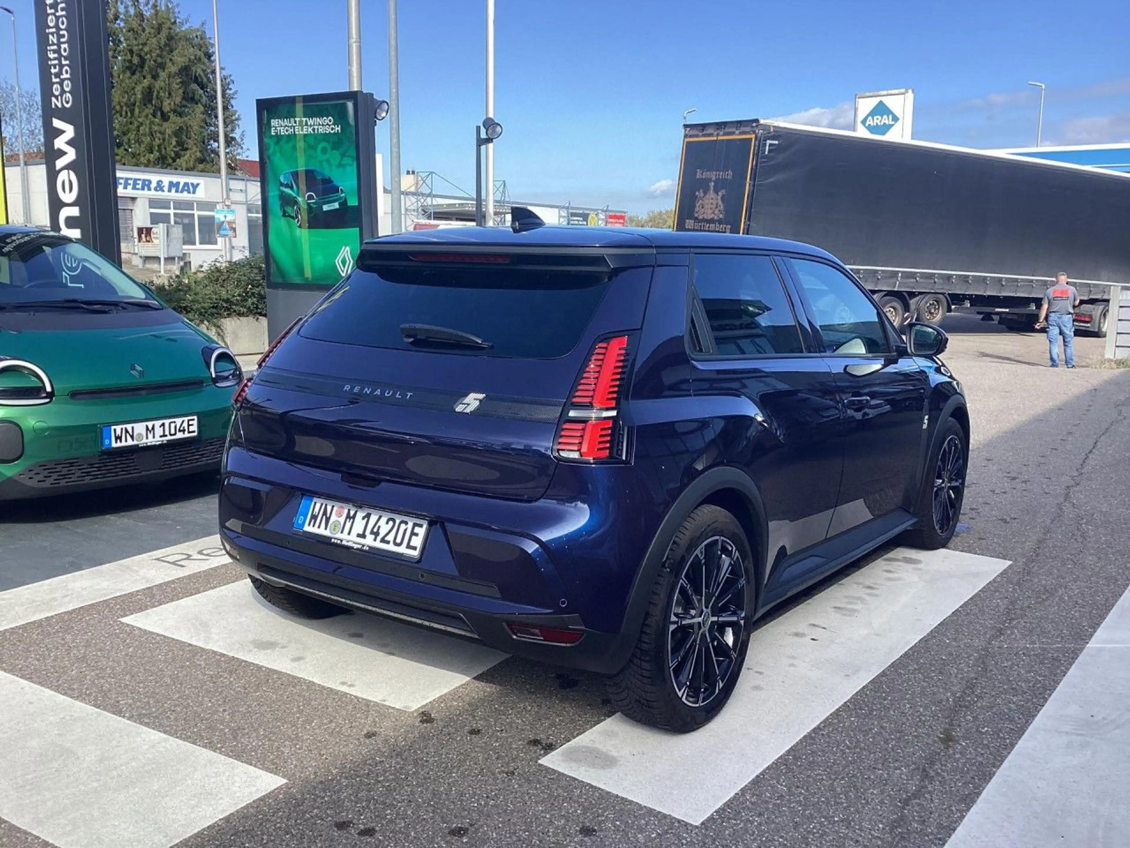 Renault R 5 E-Tech elektrisch Techno 150 Comfort Range LED — photo 9