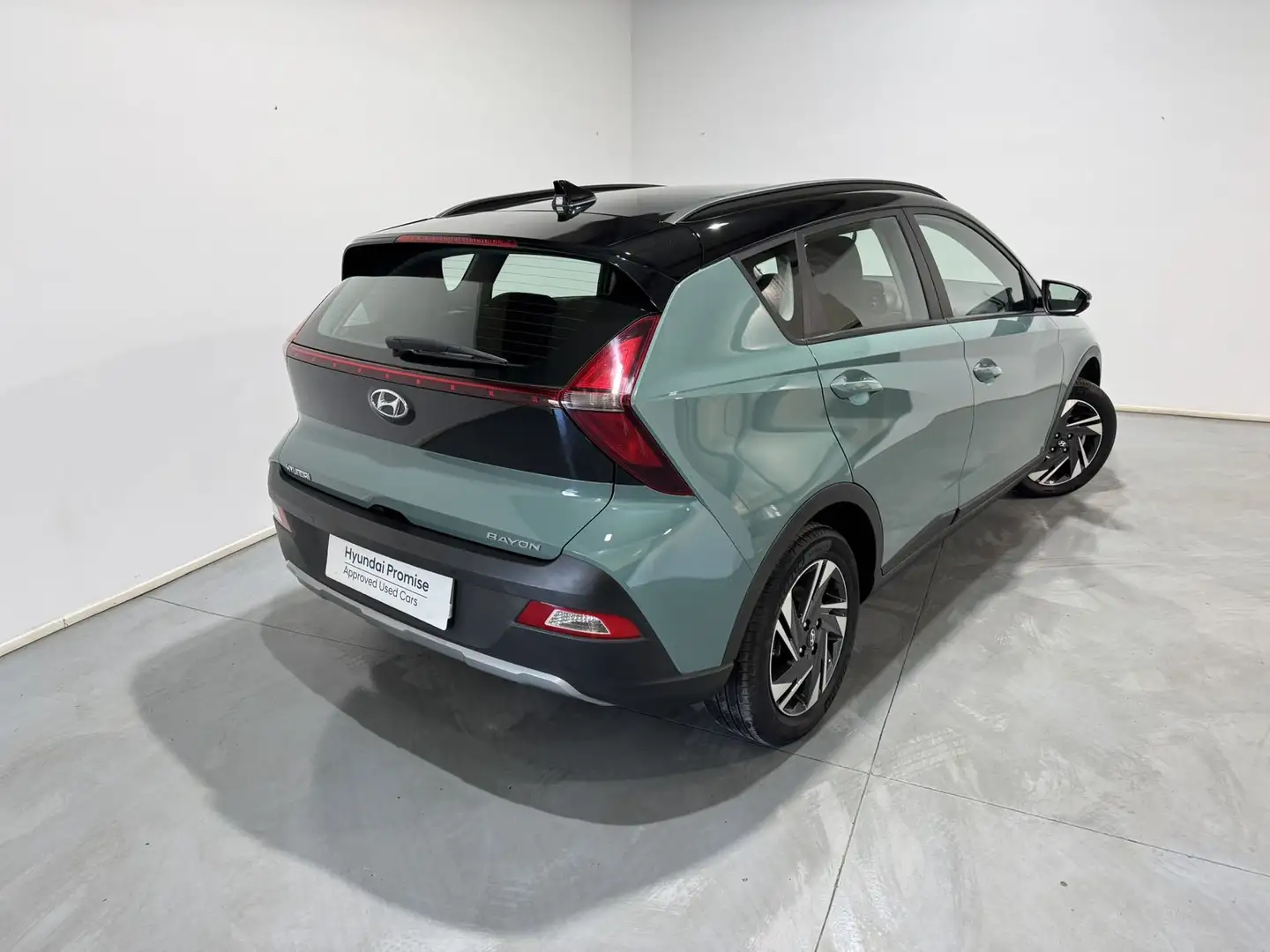 Hyundai BAYON 1.2 MPI Maxx Verde - 2