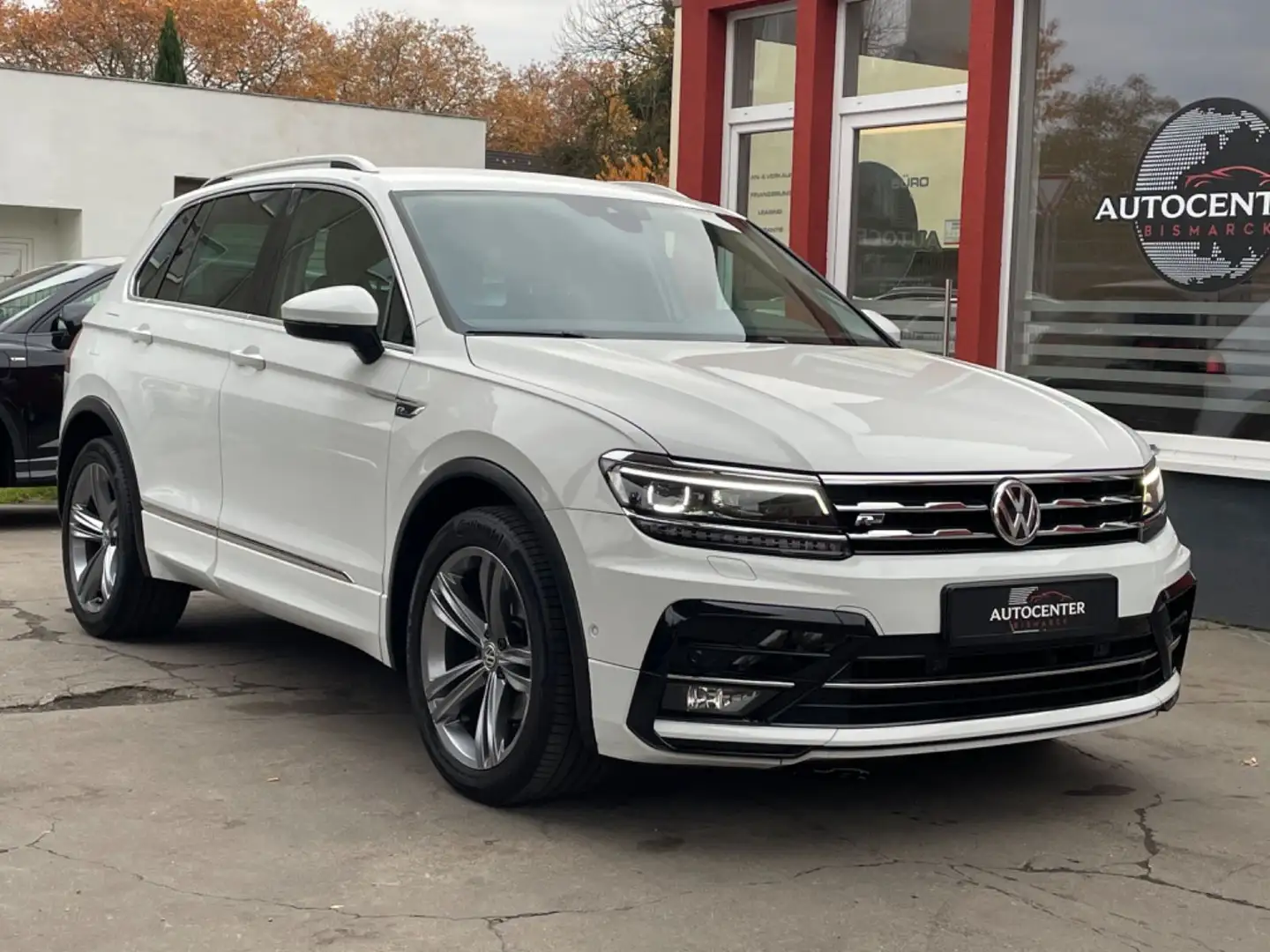 Volkswagen Tiguan R-Line*ACC*NAVI*LED*R-KAM*TISCH-PAKET* Blanc - 2