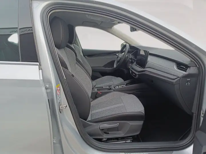Škoda Octavia 2025, foto 5
