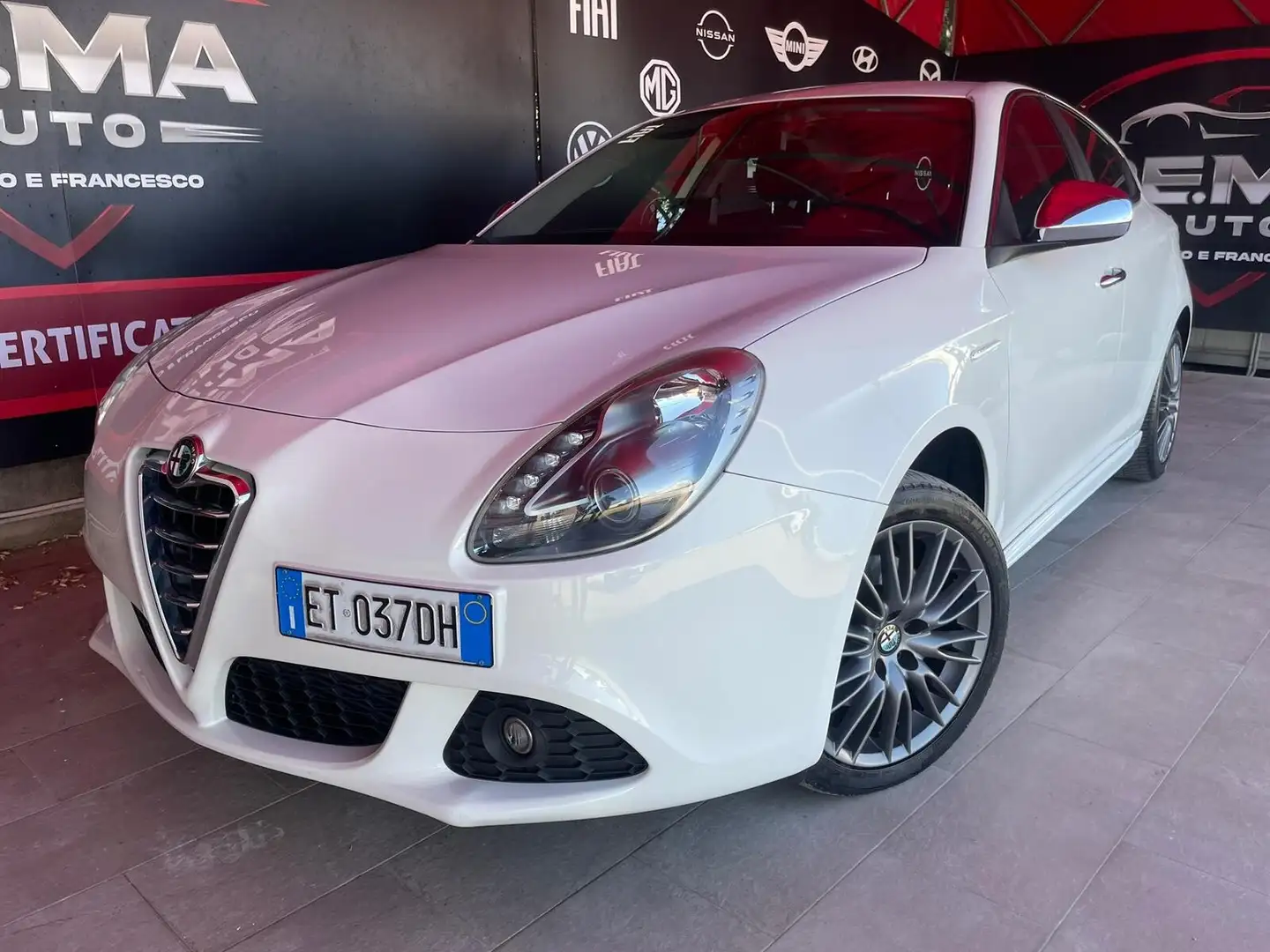 Alfa Romeo Giulietta 2.0 JTDm-2 150 CV Distinctive Bianco - 2