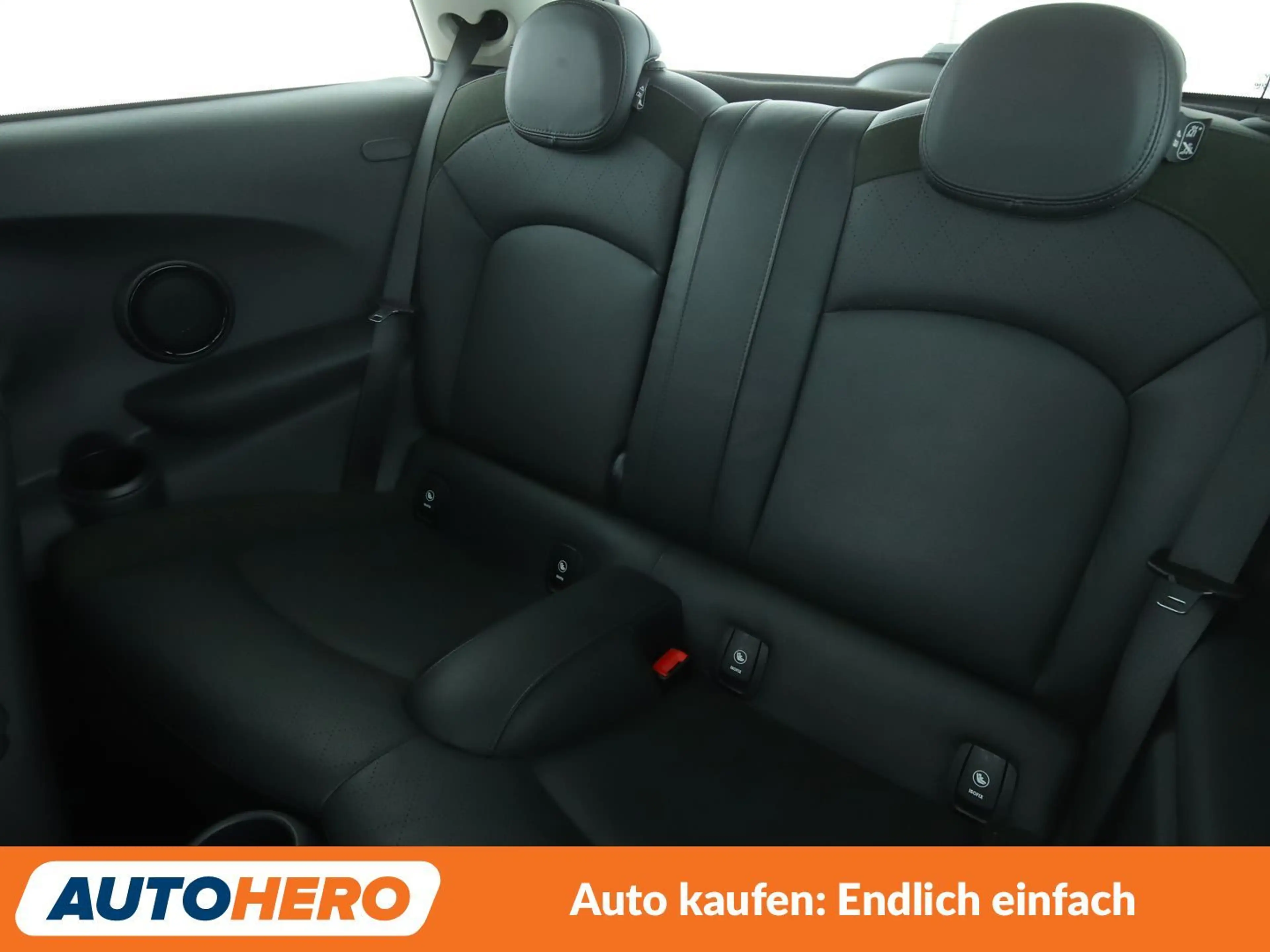 MINI Cooper D Cooper D*LED*TEMPOMAT*SHZ*BLUETOOTH*PANO* — photo 14