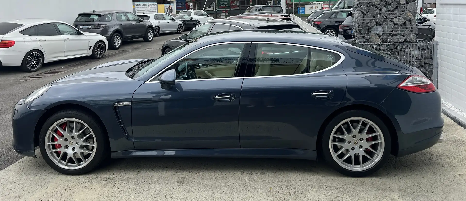 Porsche Panamera Finanz. ab 249€| 4,8L V8 Turbo| PSM| Allrad Blau - 2