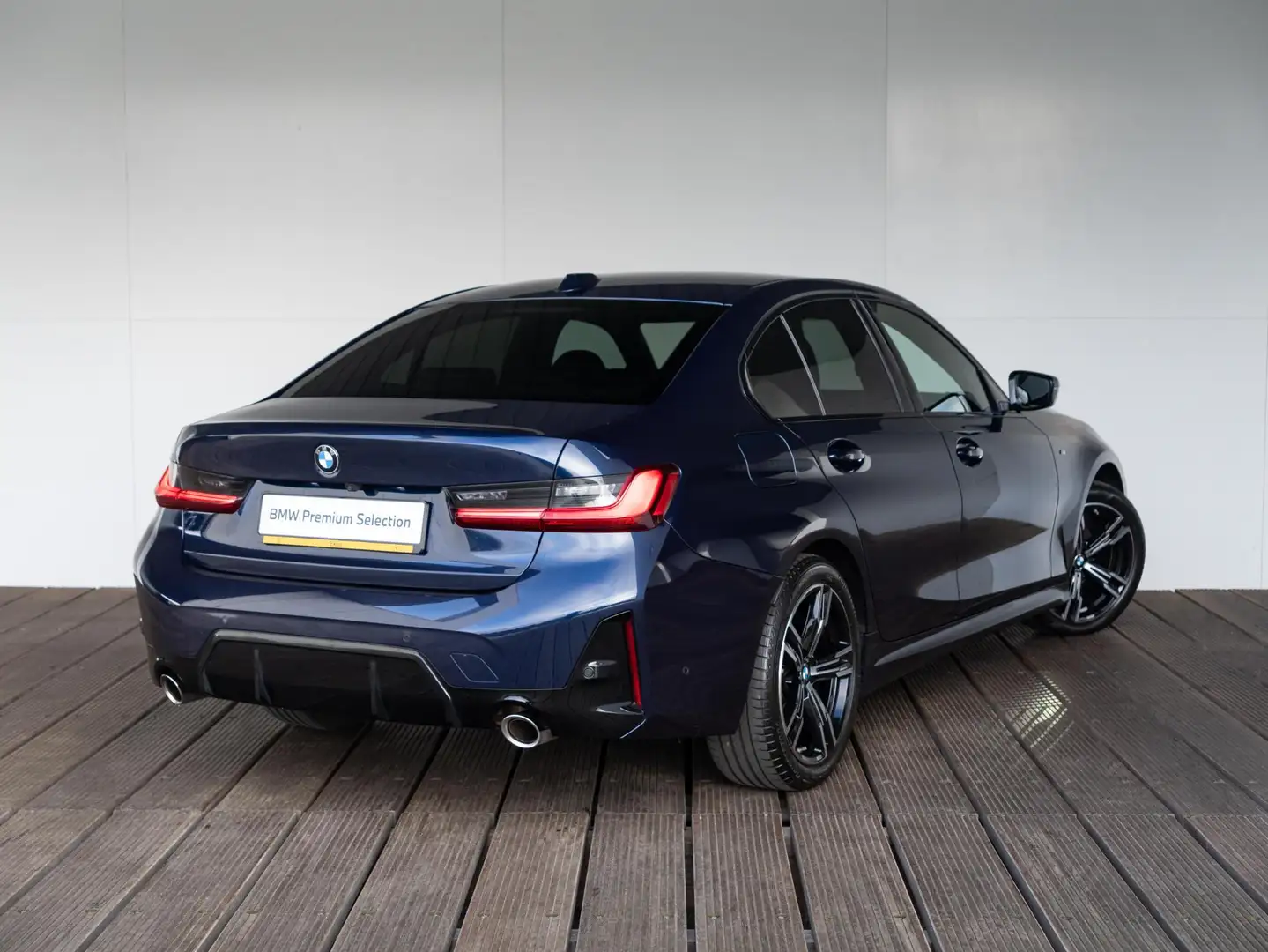 BMW 318 3 Serie Sedan 318i | M Sportpakket | Comfort Pack Blau - 2