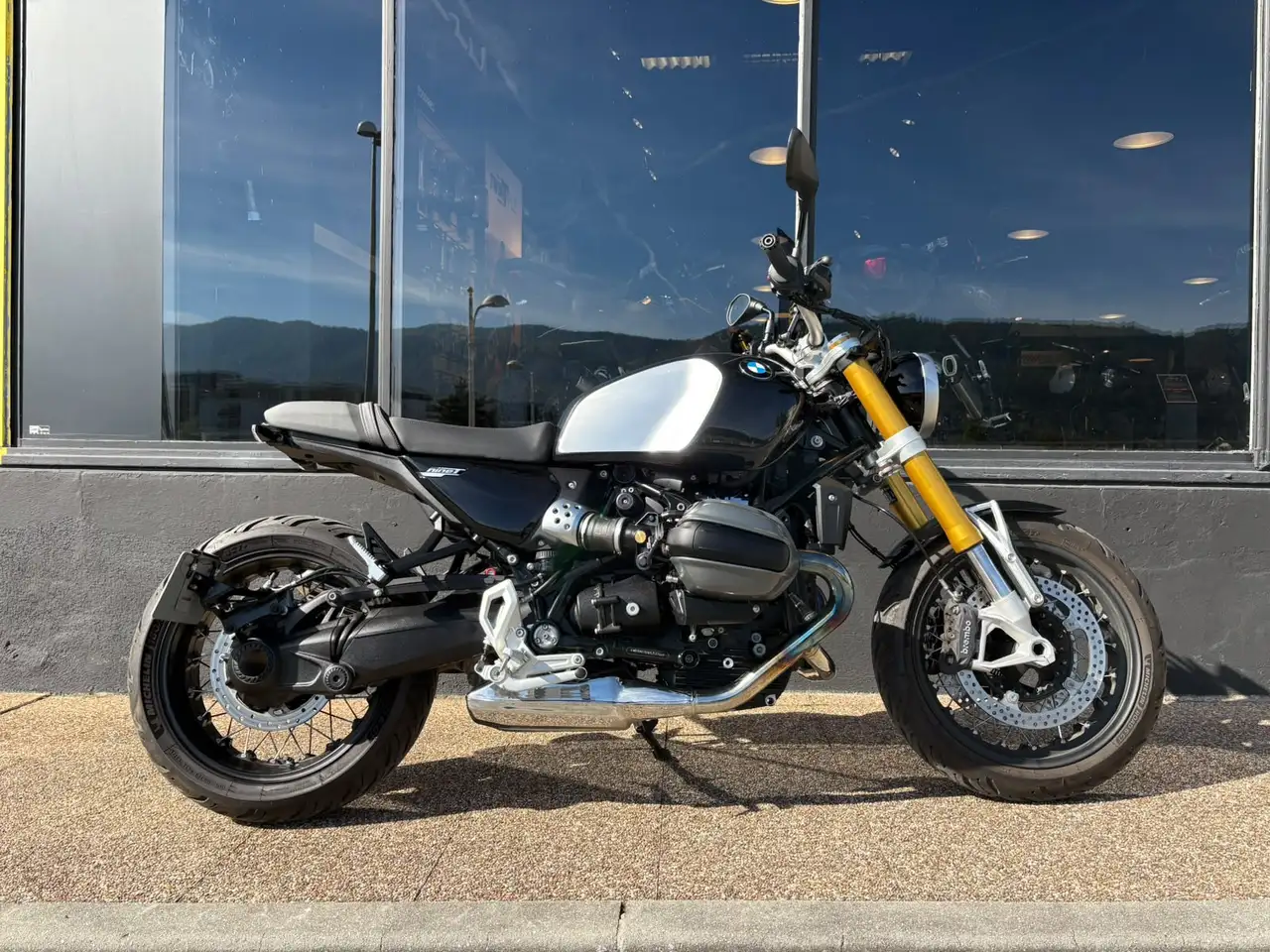 BMW R 12