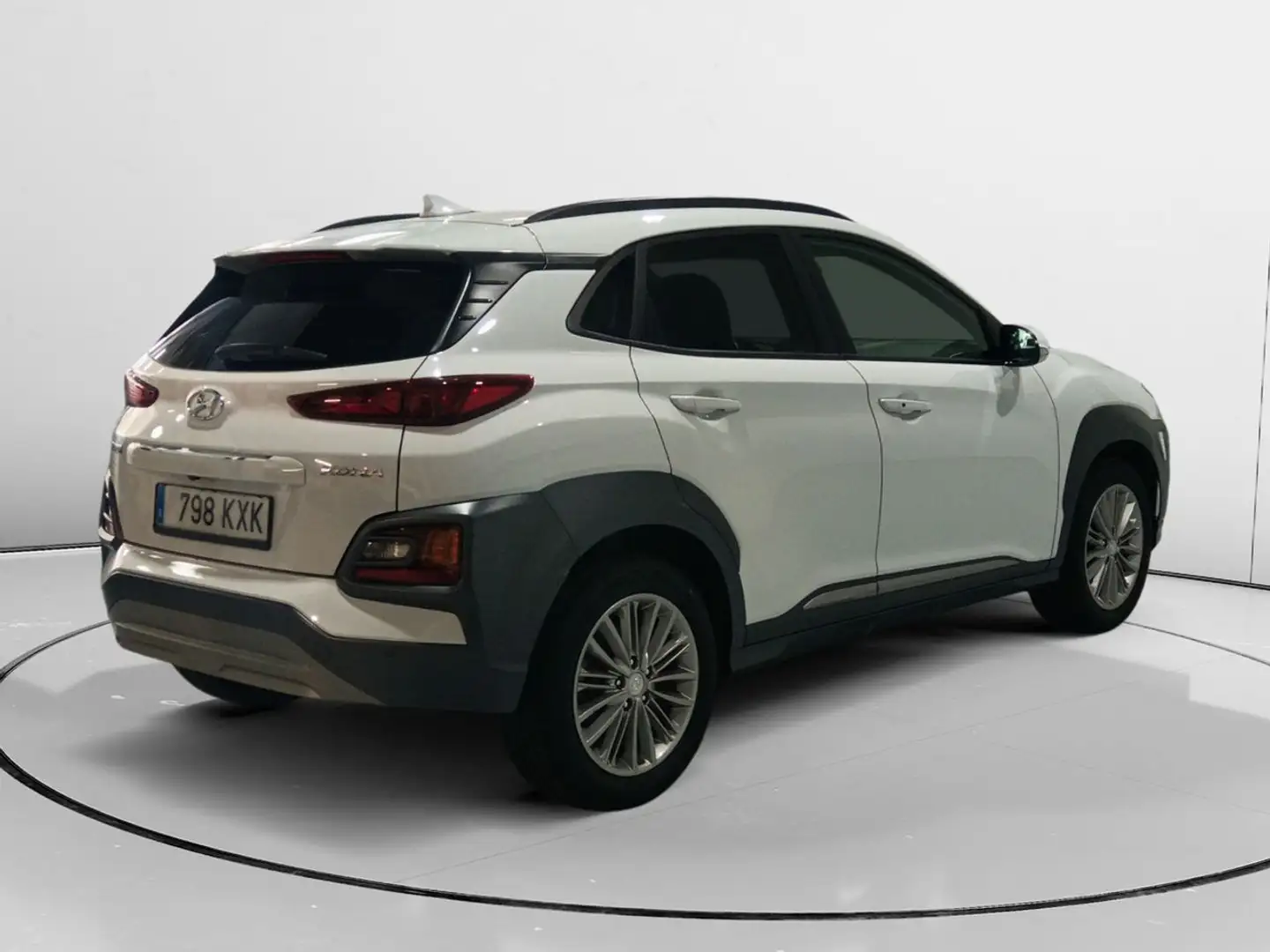 Hyundai KONA 1.0 TGDI Tecno Red 4x2 Blanco - 2