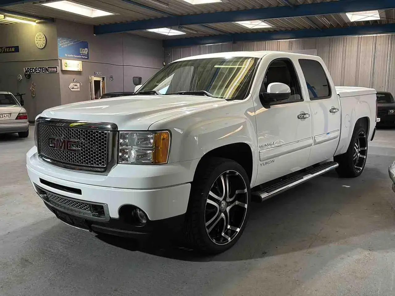 GMC Sierra