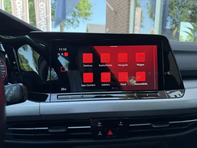 Volkswagen Golf view 19