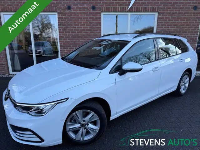 Volkswagen Golf Variant 1.0 eTSI Life DIGIDASH / CAMERA / ADDAPT.CRUISE /