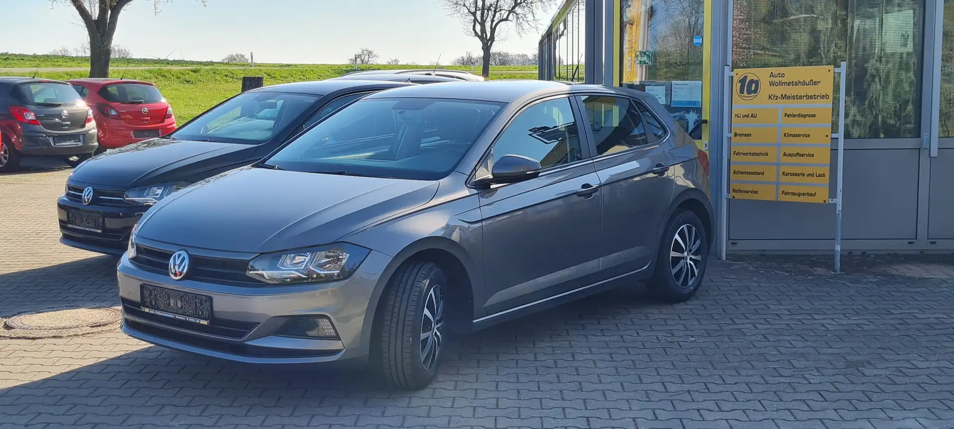Volkswagen Polo Comfortline 1.0TSI -PDC SHZ AppConncet Alu(neu ) - Noir - 1