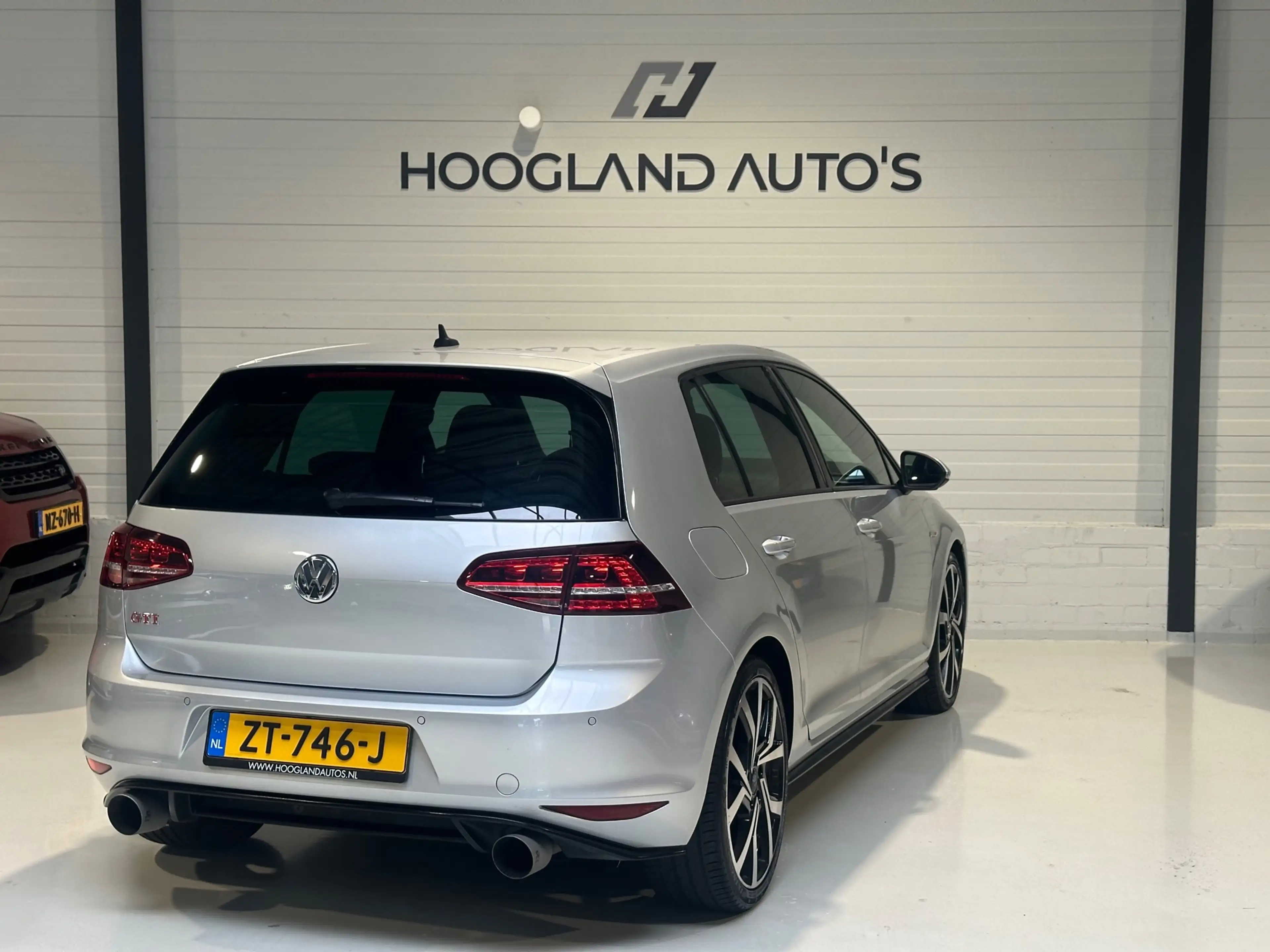 Volkswagen Golf GTI 2.0 TSI Performance 300PK — photo 6