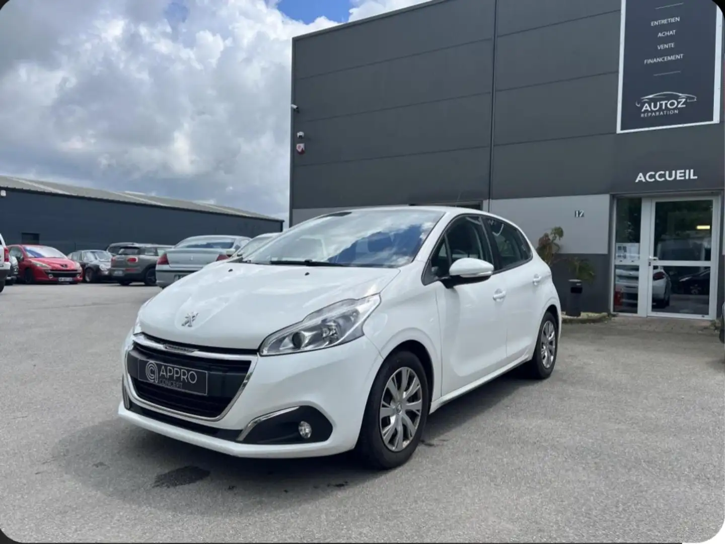 Peugeot 208 1.5 BlueHDi S\u0026S - 100  BERLINE ENTREPRISE Aff Blanc - 1