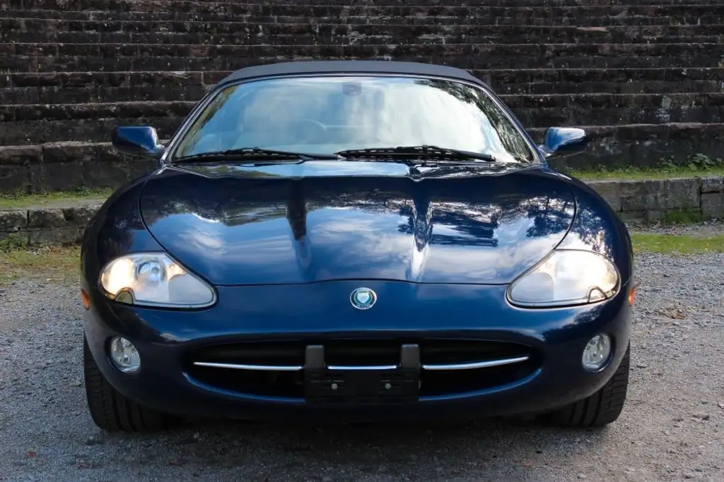 Jaguar XK8 2003 из Европы — купить под ключ