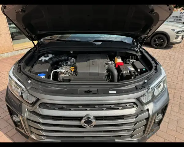 KGM Rexton view 9