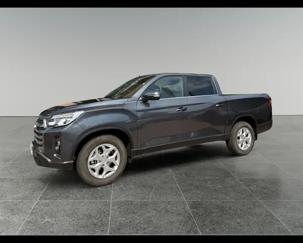 KGM Rexton view 2