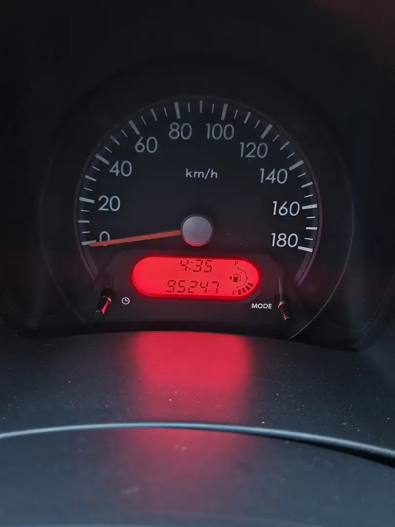 Suzuki Alto Prete a immatriculé - 2