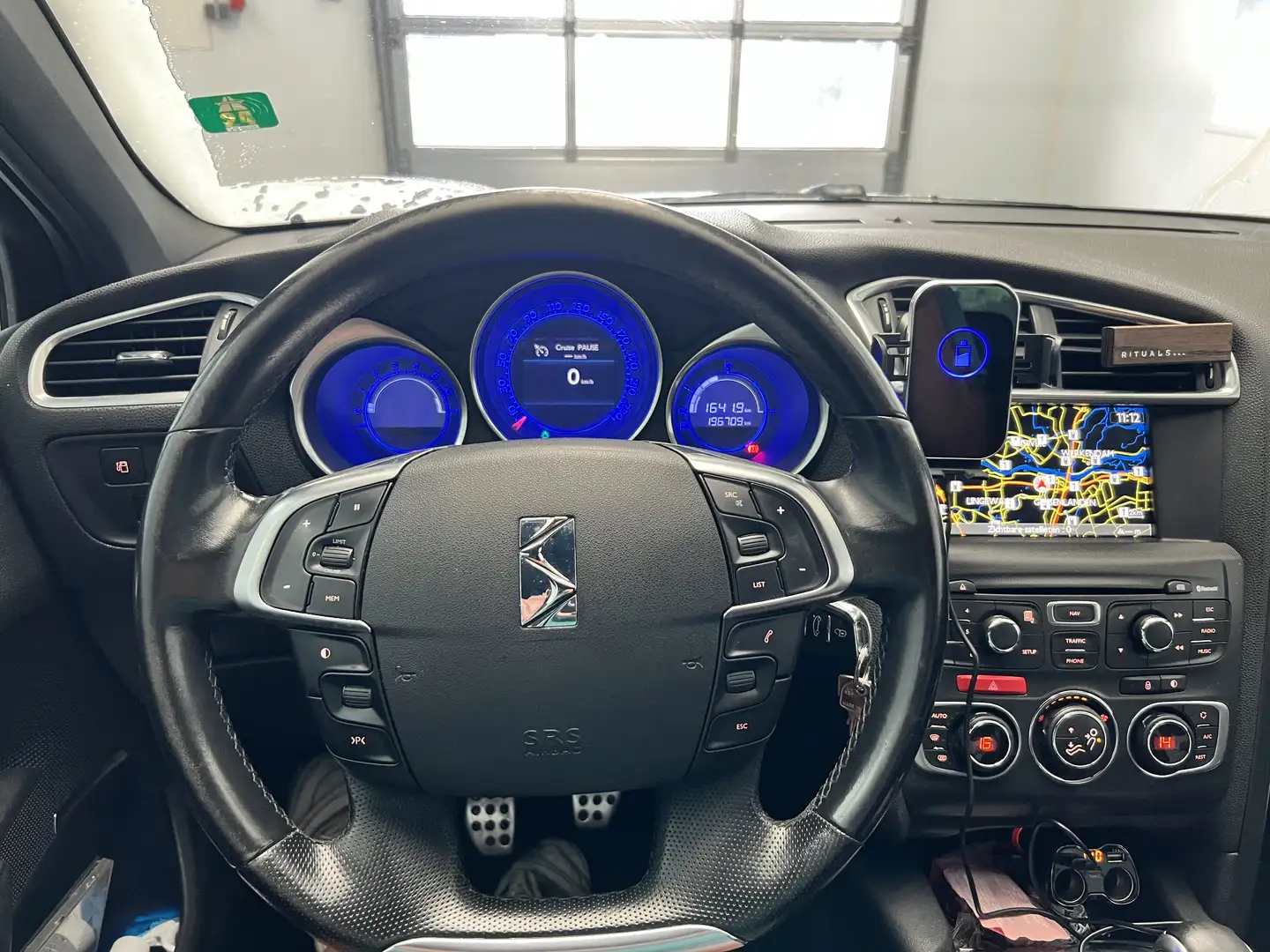 Citroen DS4 1.6 VTi So Chic Zwart - 1