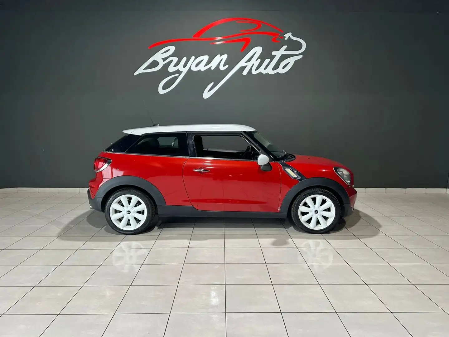 MINI Cooper D Paceman 1.6 Cooper D BUSINESS Red - 1