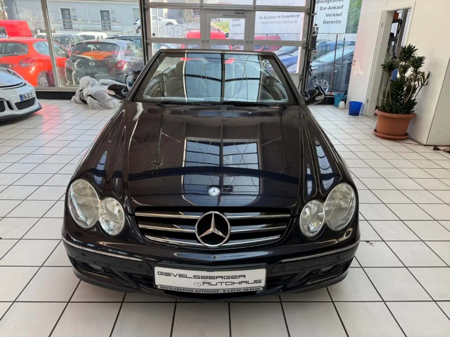 Mercedes-Benz CLK 200 Cabrio Kompressor KE18ML K Leder Klimaautom SHZ PD Schwarz - 2
