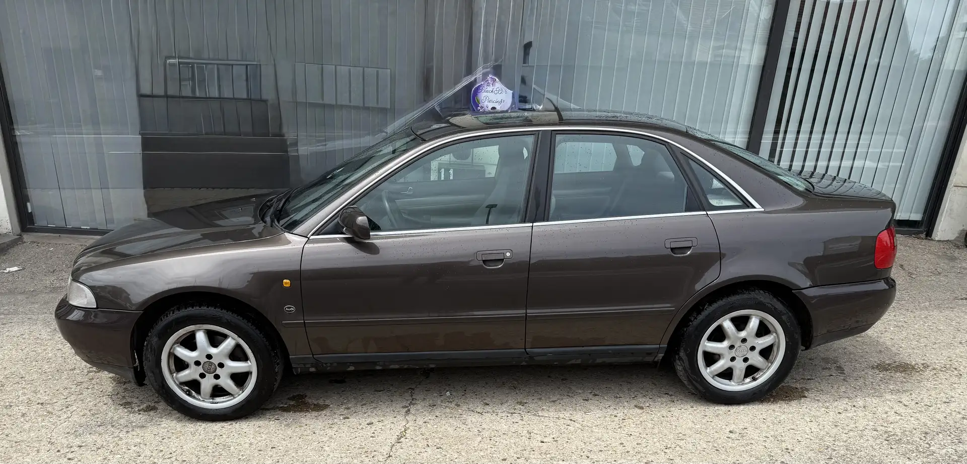 Audi A4 1.8 Automatique Brun - 2