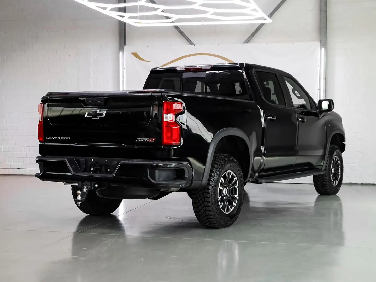 Chevrolet Silverado ZR2*NAVI*AHK*360°KAMERA*GASANLAGE Schwarz - 2