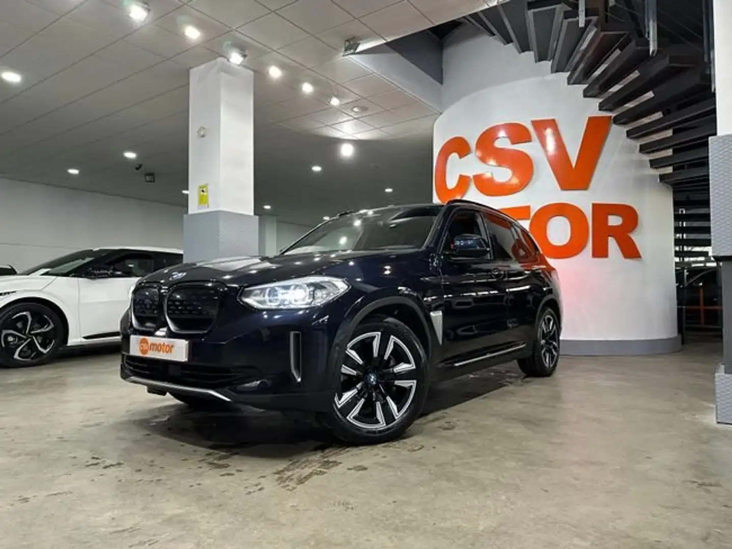 BMW iX3 80 kWh Negro - 2