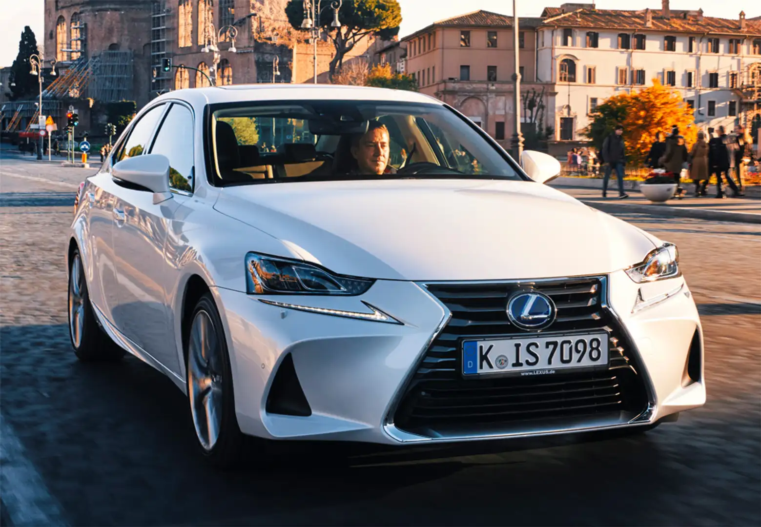 Lexus IS 300 300h Hybrid Gris - 1
