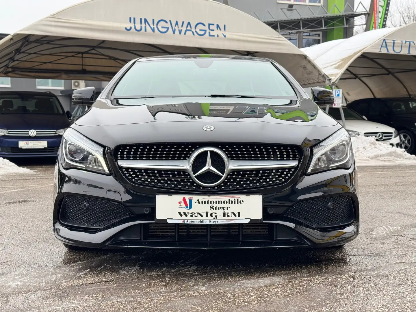 Mercedes-Benz CLA 200 Coupé Edition Aut.+AMG Line+Navi+Kamera+LED Schwarz - 2
