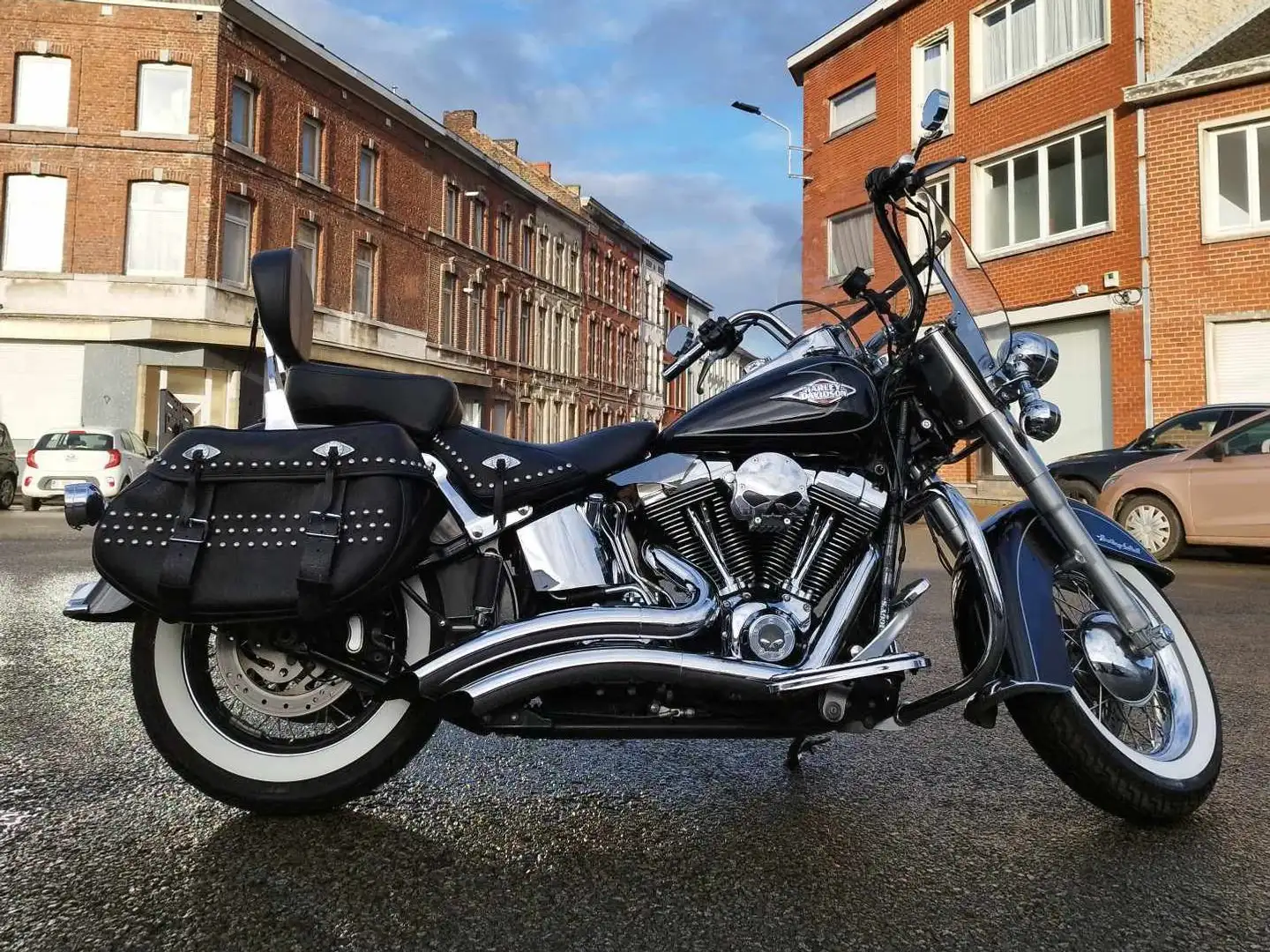 Harley-Davidson Heritage Softail L5F Zwart - 2