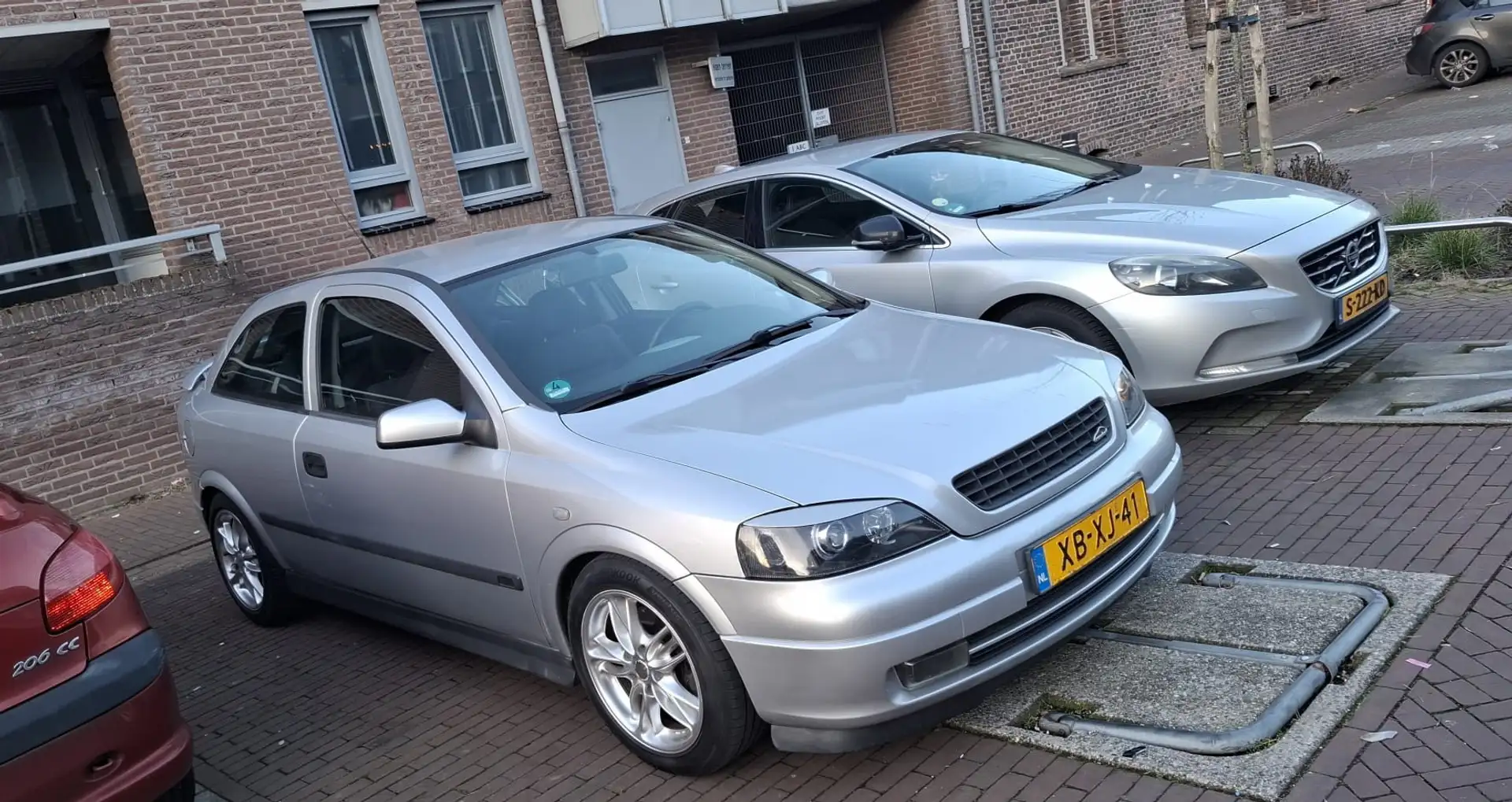 Opel Astra 1.8-16V Sport prijs is bieden Zilver - 1