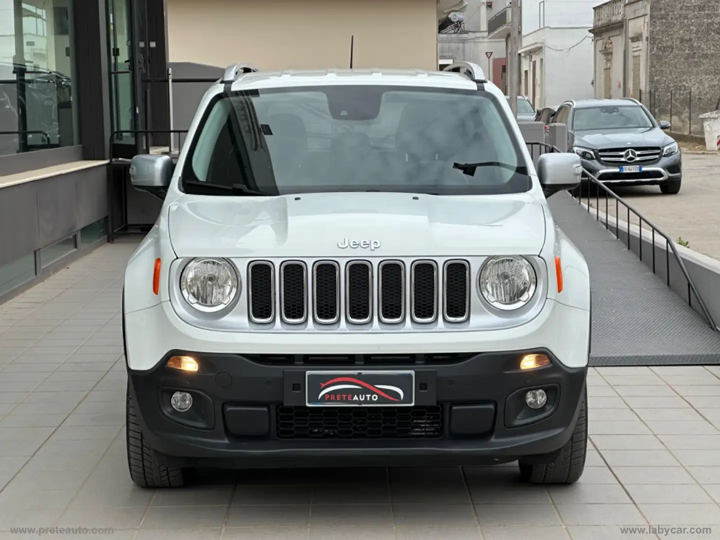 Jeep Renegade 2.0 Mjt 140 CV 4WD AD. Limited Weiß - 2