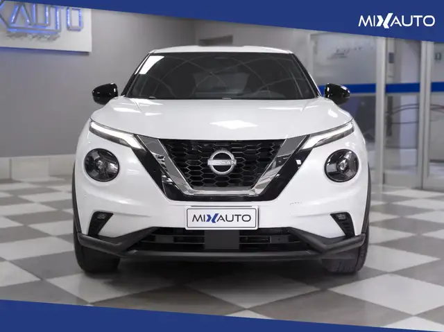 Nissan Juke view 2