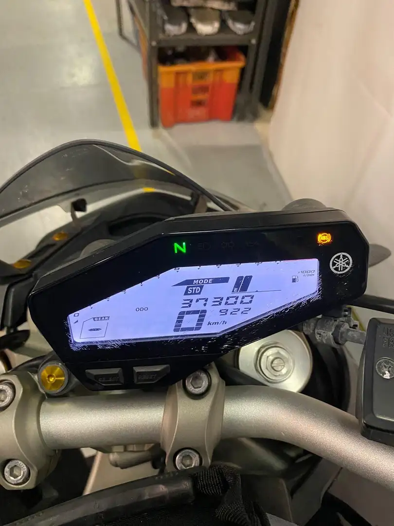Yamaha MT-09 Nero - 2