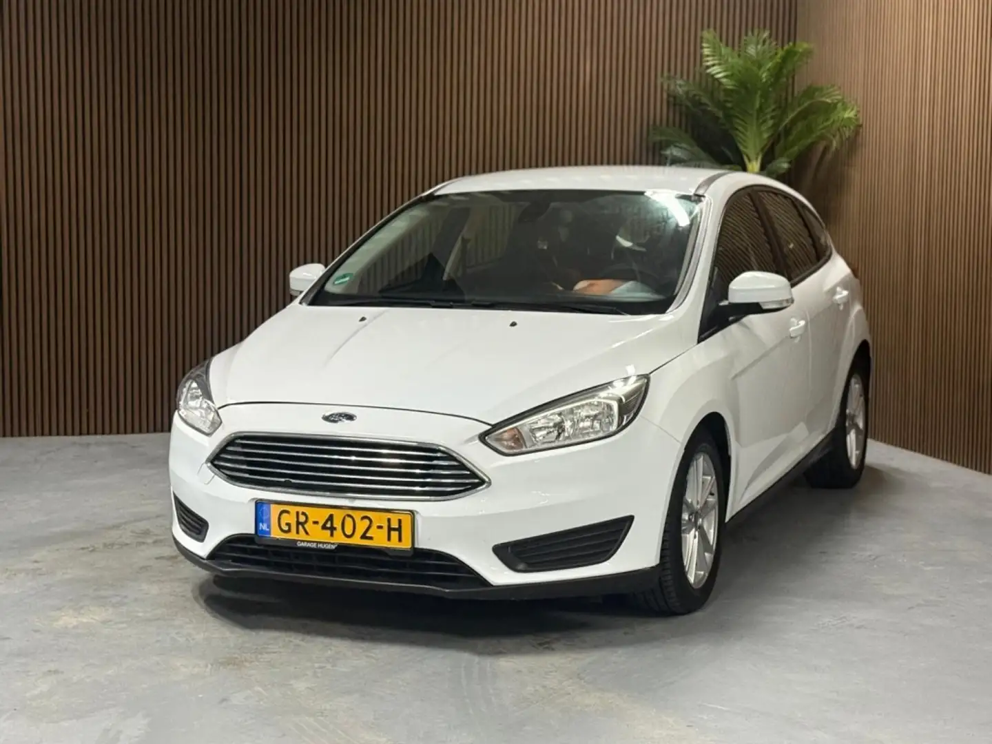 Ford Focus 1.0 Trend Edition Weiß - 2