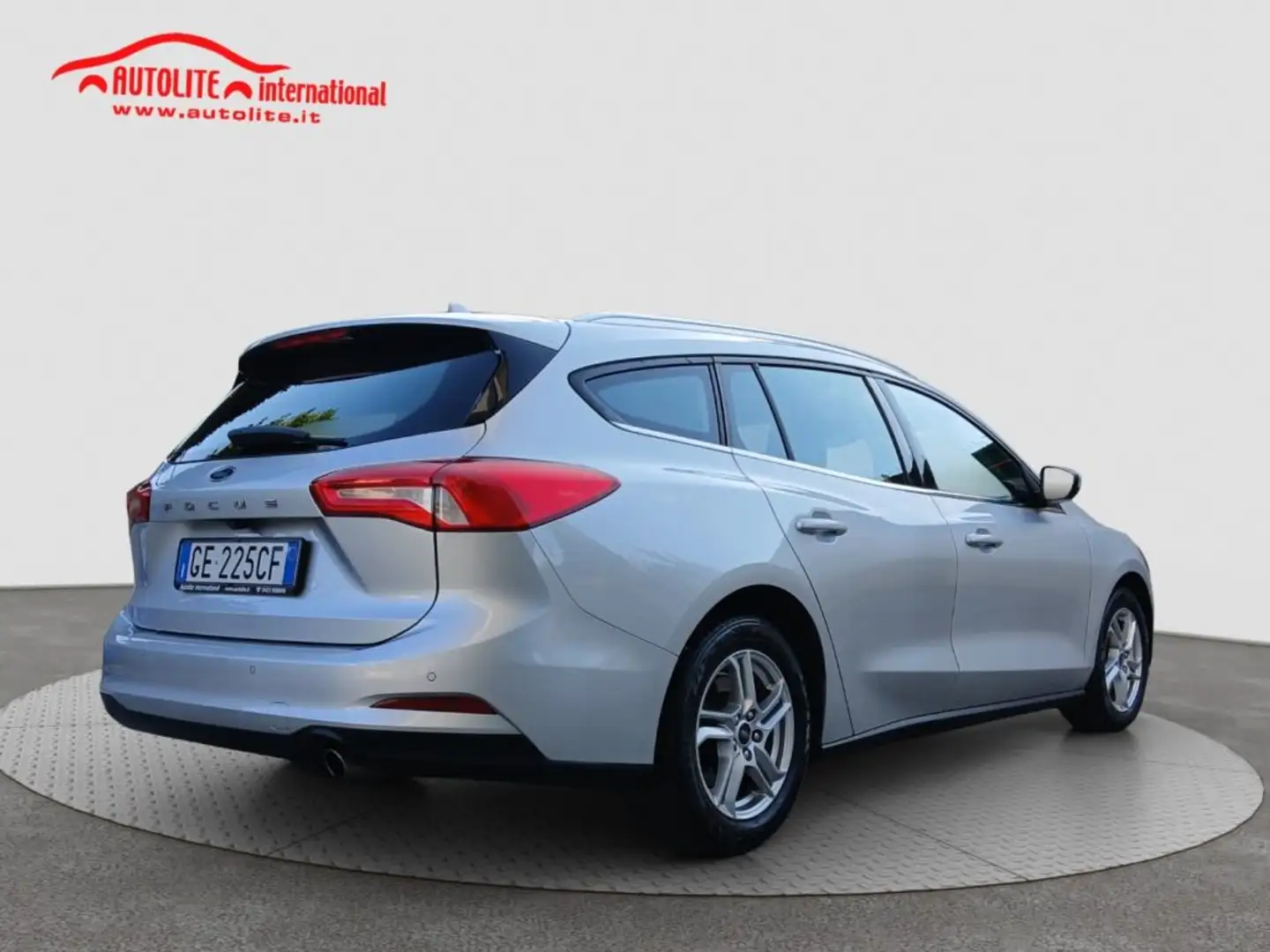 Ford Focus 1.5 EcoBlue 120 CV SW Business Zilver - 2