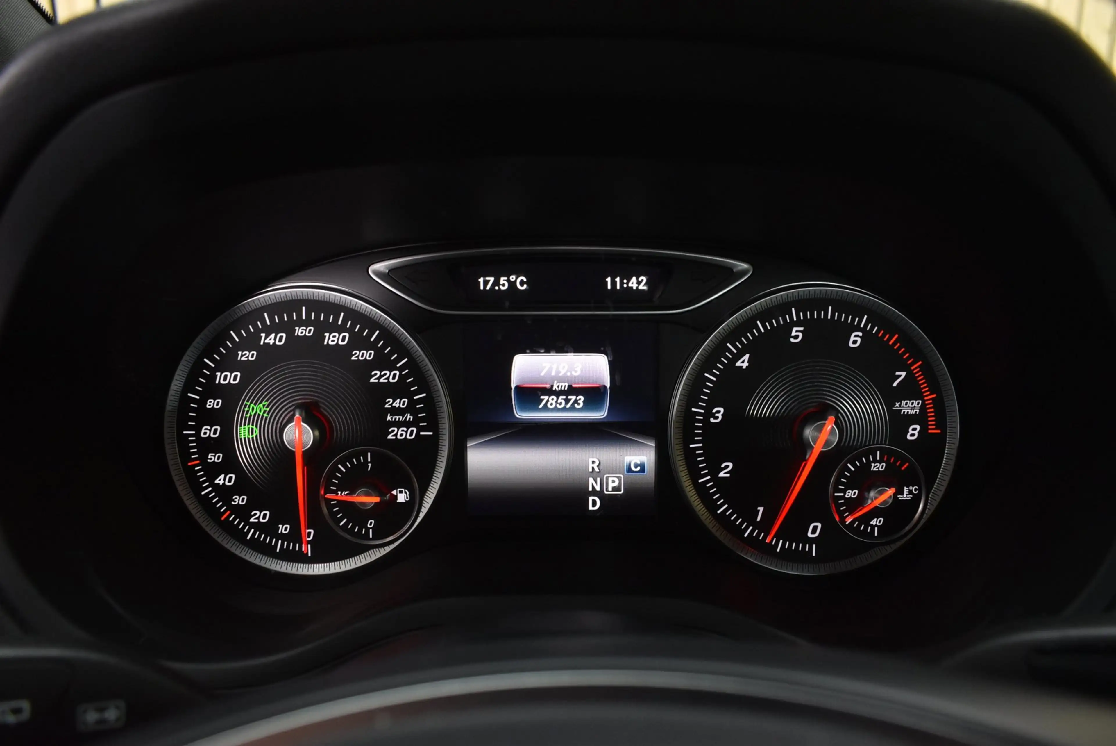 Mercedes-Benz B 200 Prestige 78dkm Trekhaak LED Leer Cruise Navi Clima — photo 8