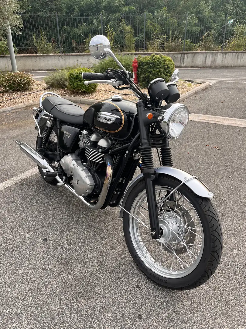 Triumph Bonneville T100 Nero - 2