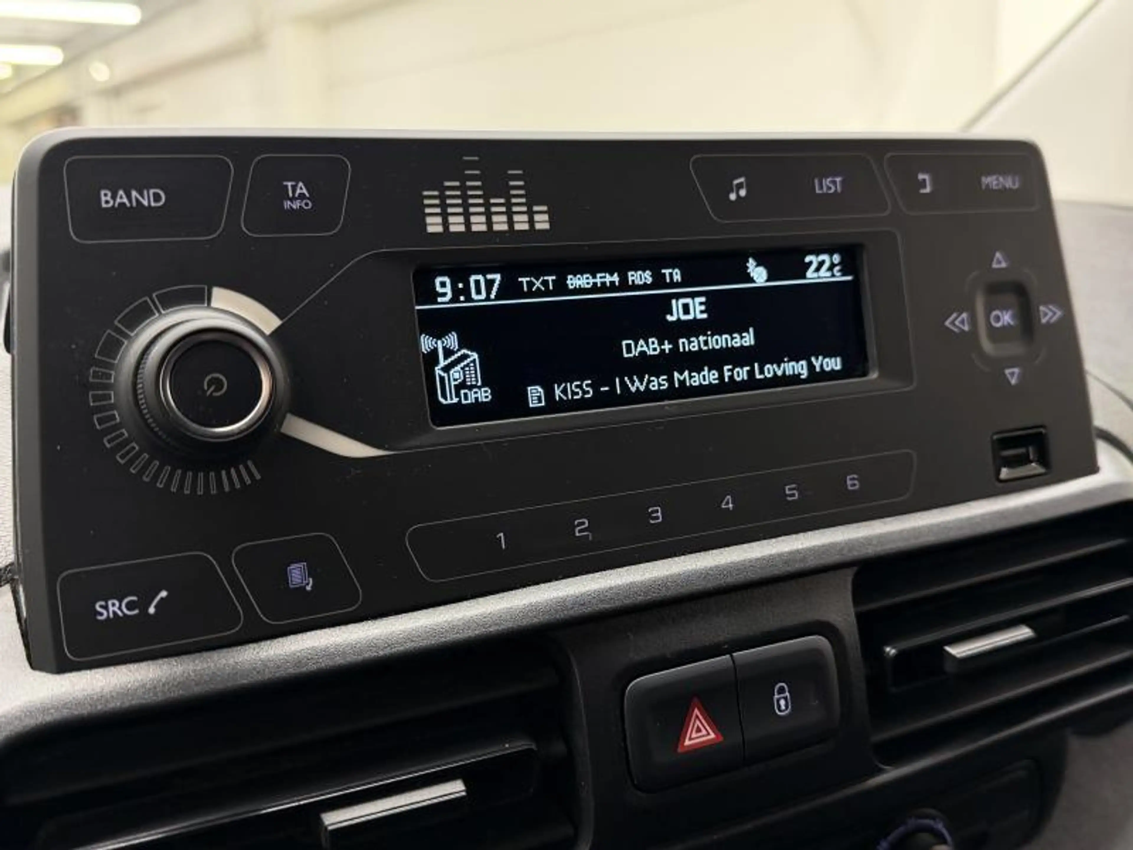 Toyota Proace City Active — photo 11