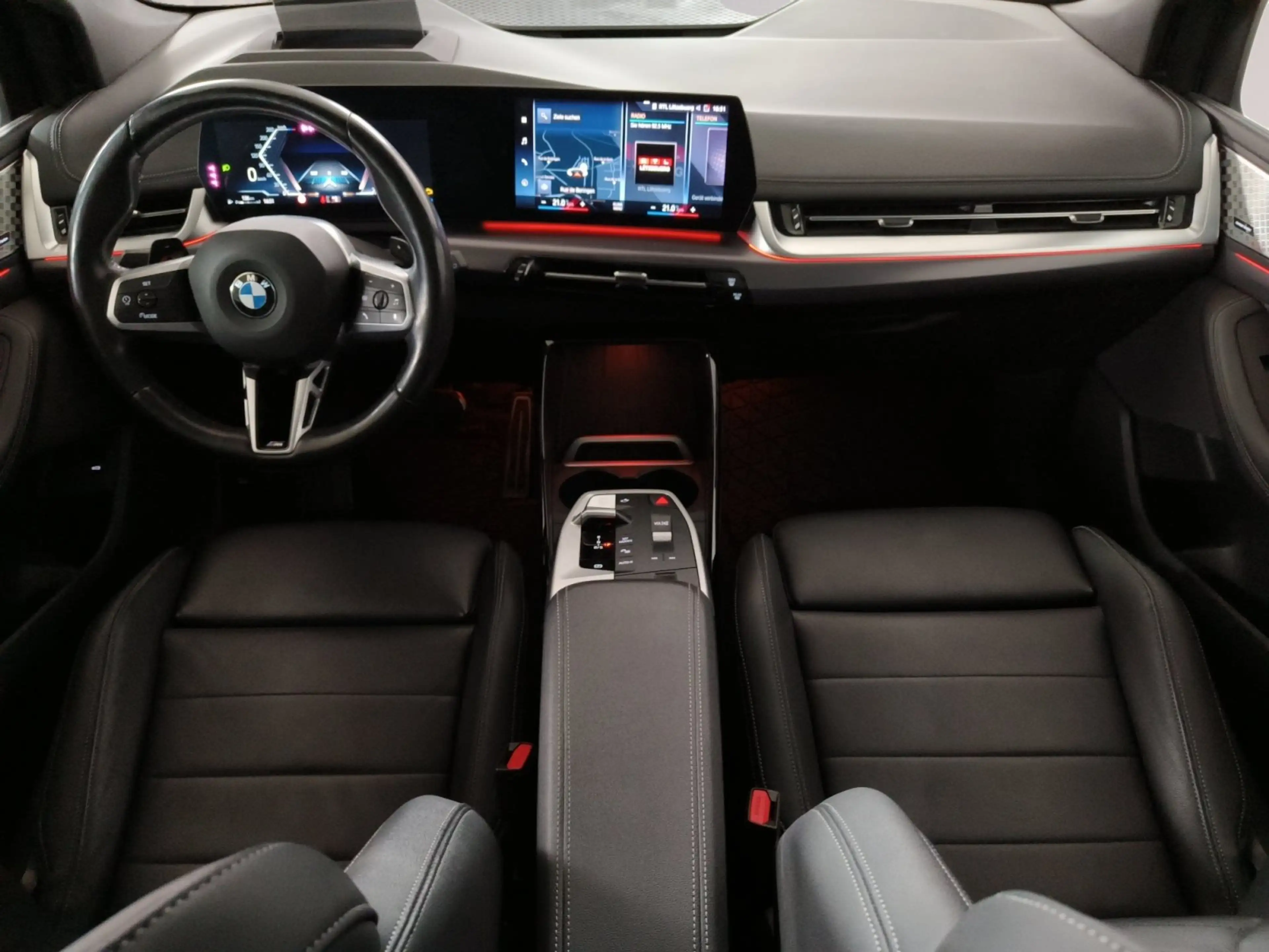 BMW 223 i M Sportpaket — photo 5
