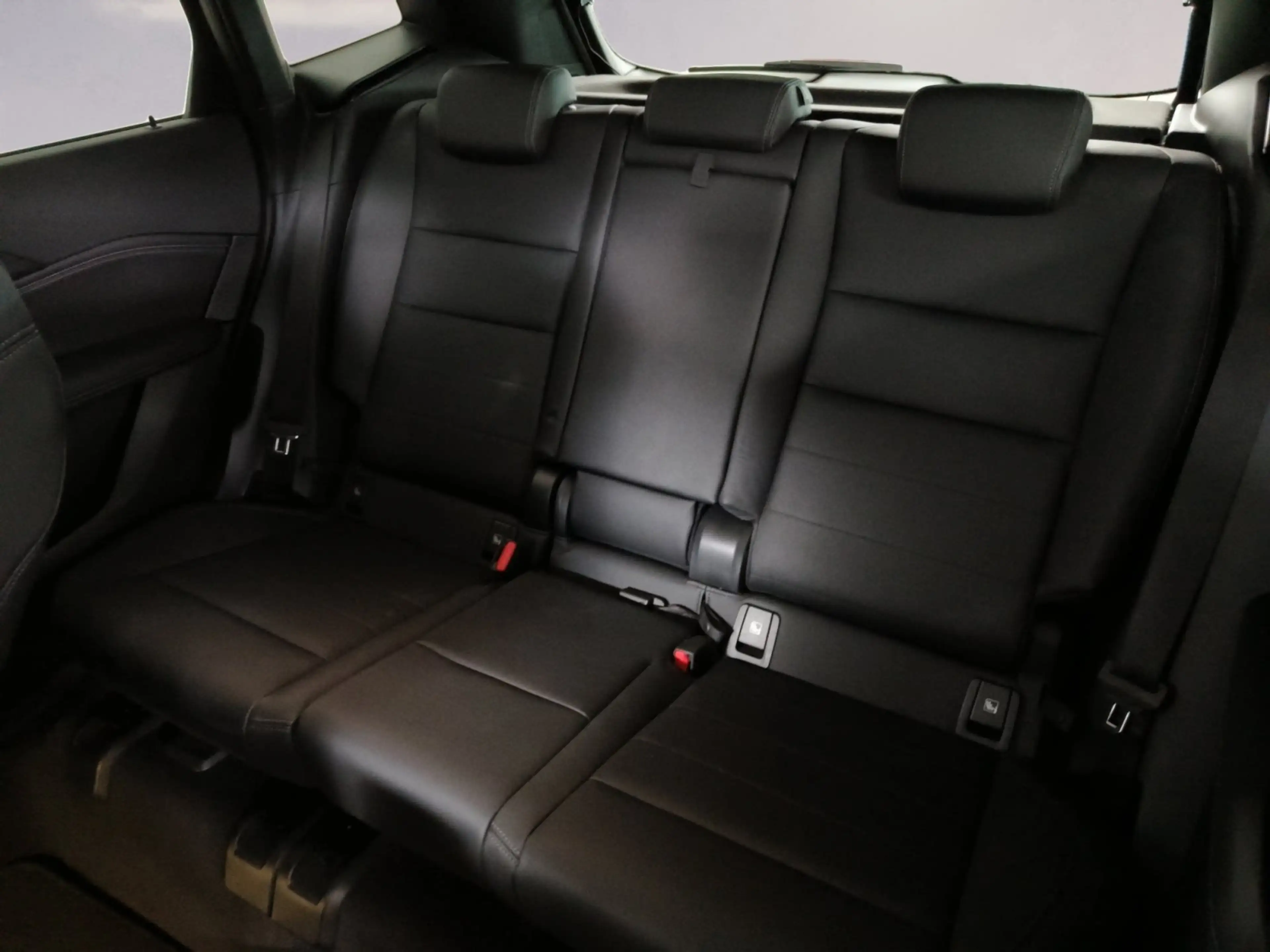 BMW 223 i M Sportpaket — photo 8