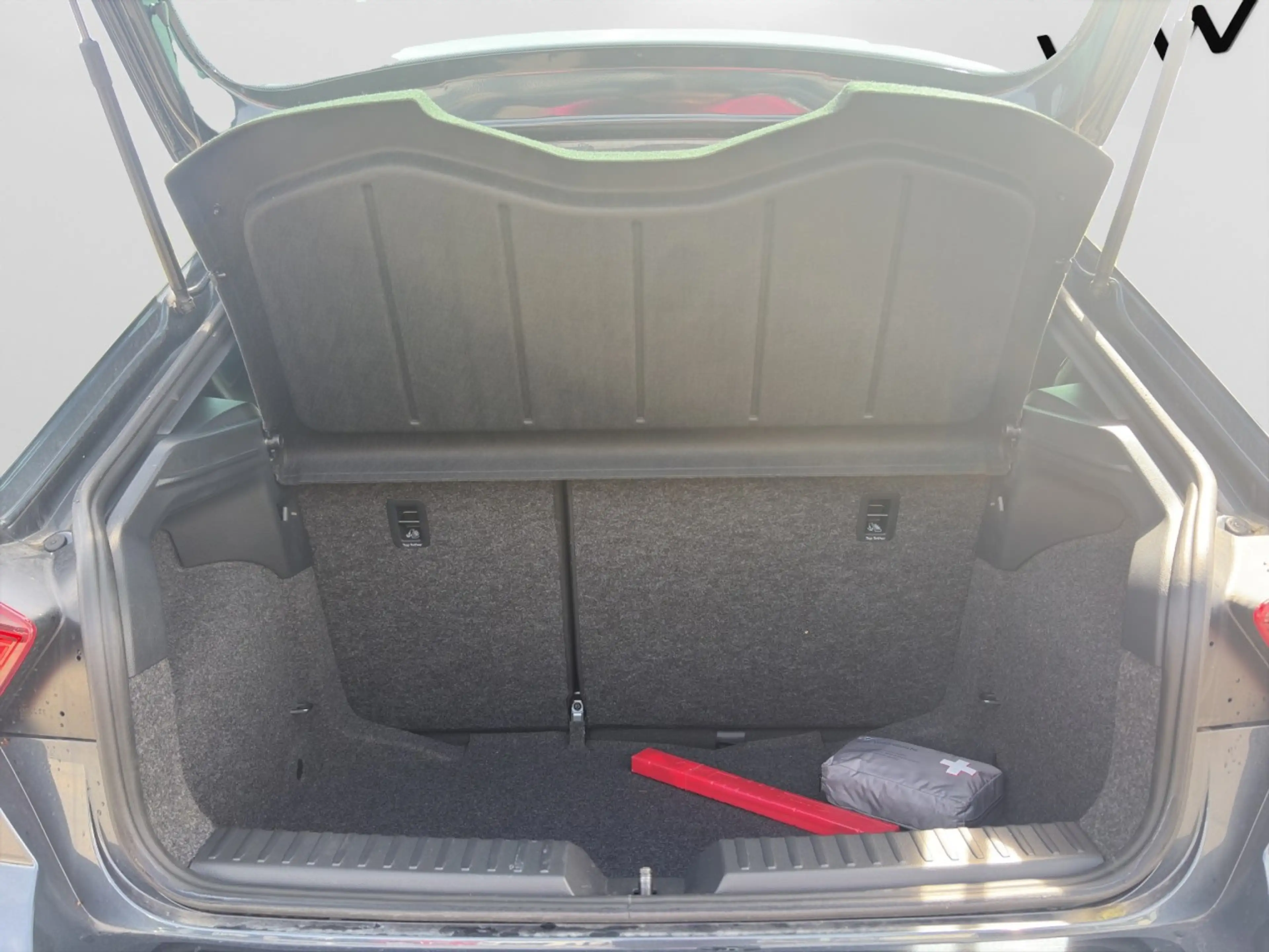 SEAT Ibiza FR TSI Navi ACC Kamera SHZ LED CarPlay — photo 7