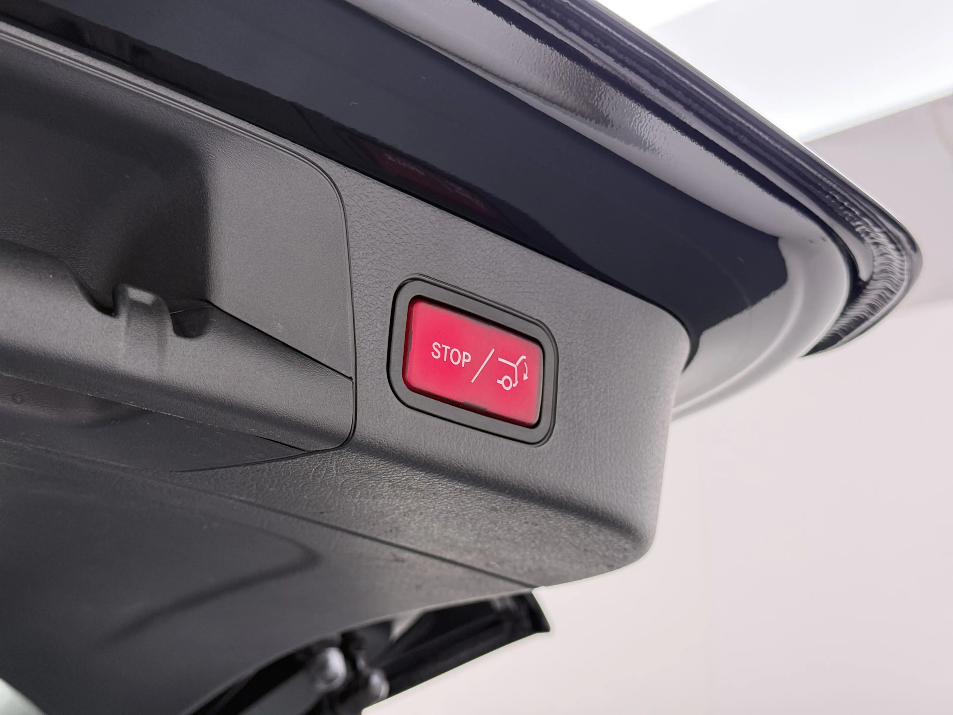 Mercedes-Benz EQB 250 69kWh SOH 97% Camera Apple Carplay Android Auto St — photo 28