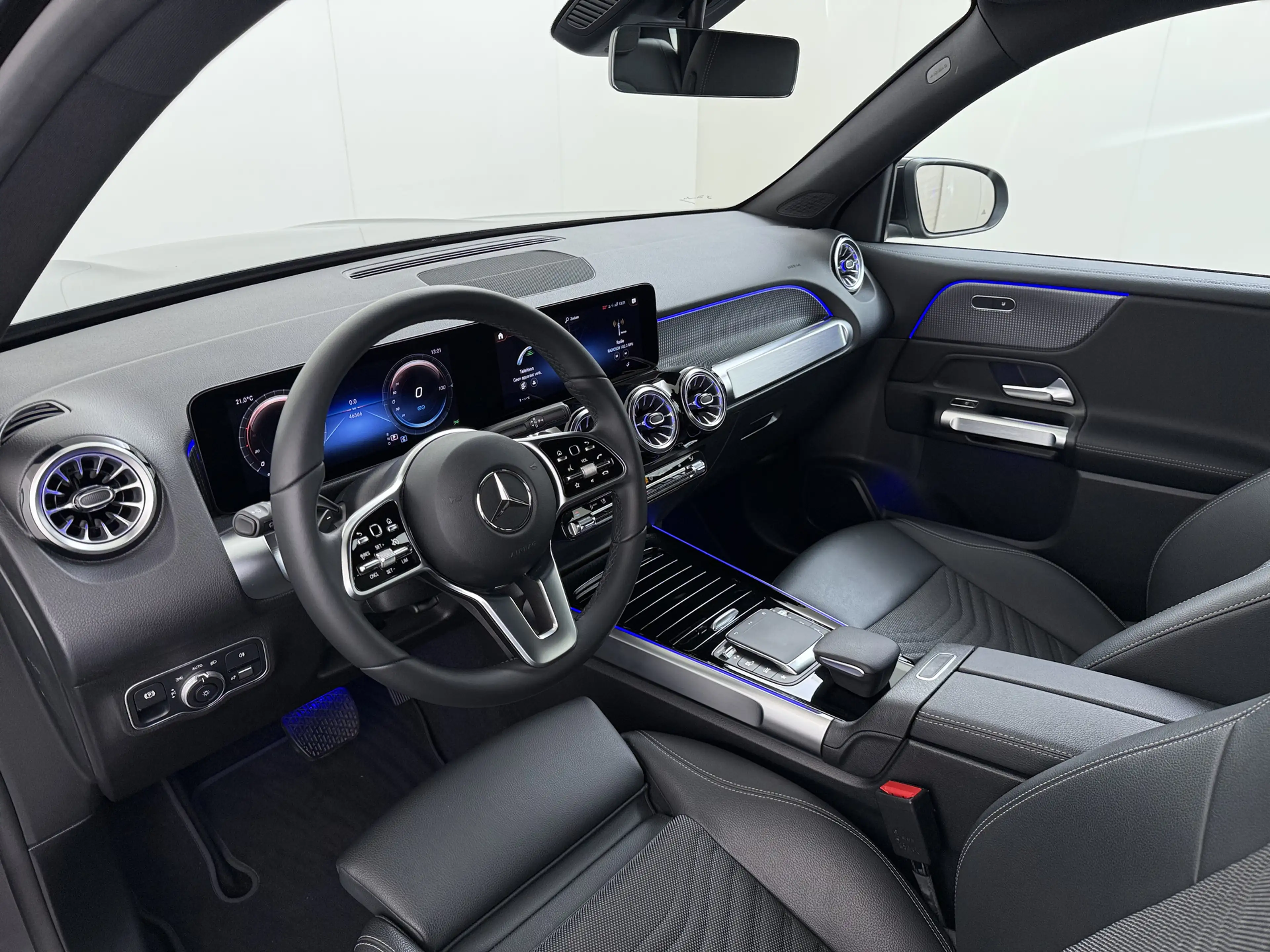 Mercedes-Benz EQB 250 69kWh SOH 97% Camera Apple Carplay Android Auto St — photo 10