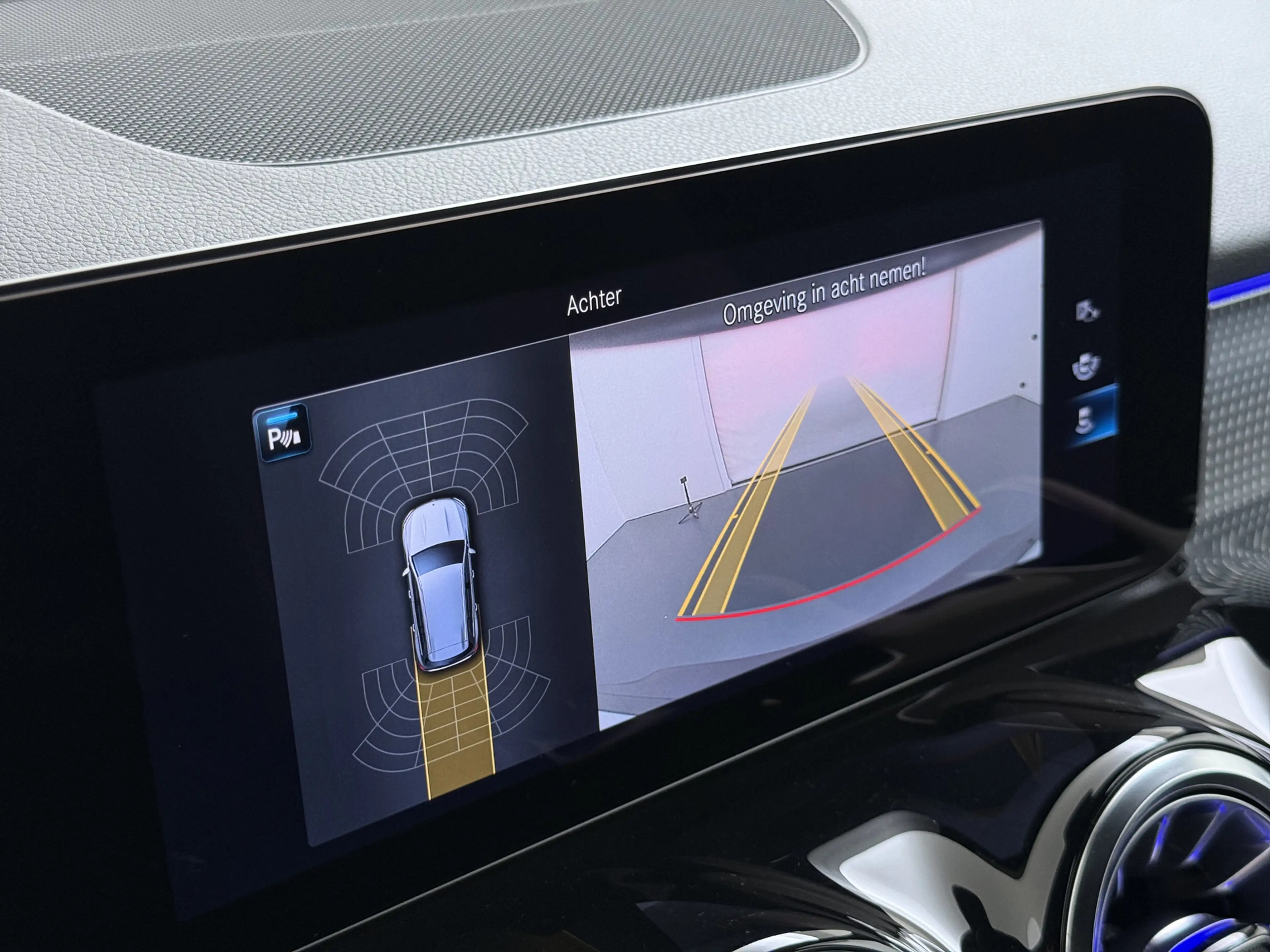 Mercedes-Benz EQB 250 69kWh SOH 97% Camera Apple Carplay Android Auto St — photo 14